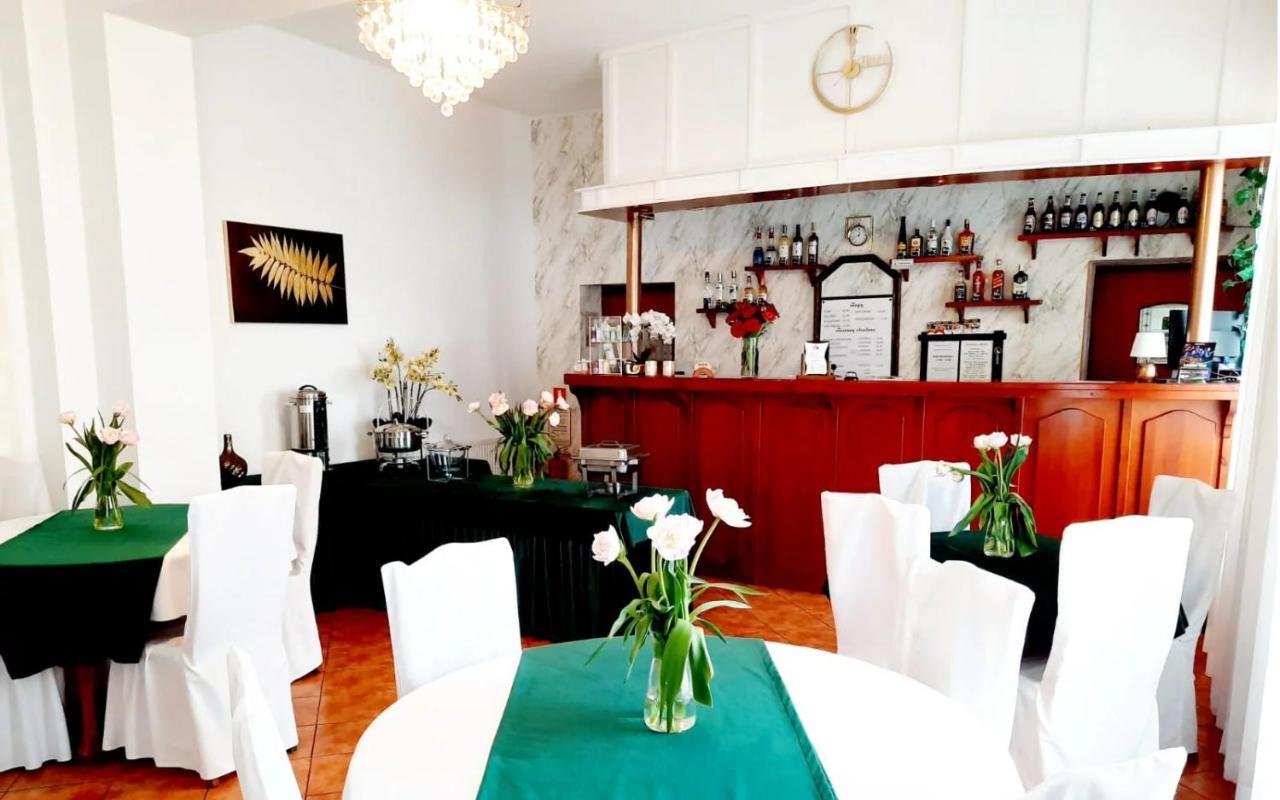 Hotel Bursztyn Kaliszki Εξωτερικό φωτογραφία