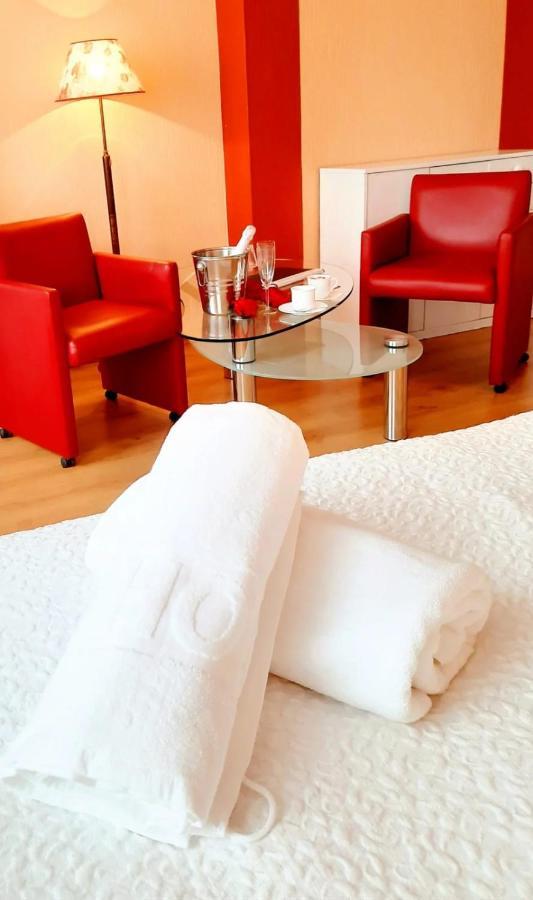 Hotel Bursztyn Kaliszki Εξωτερικό φωτογραφία