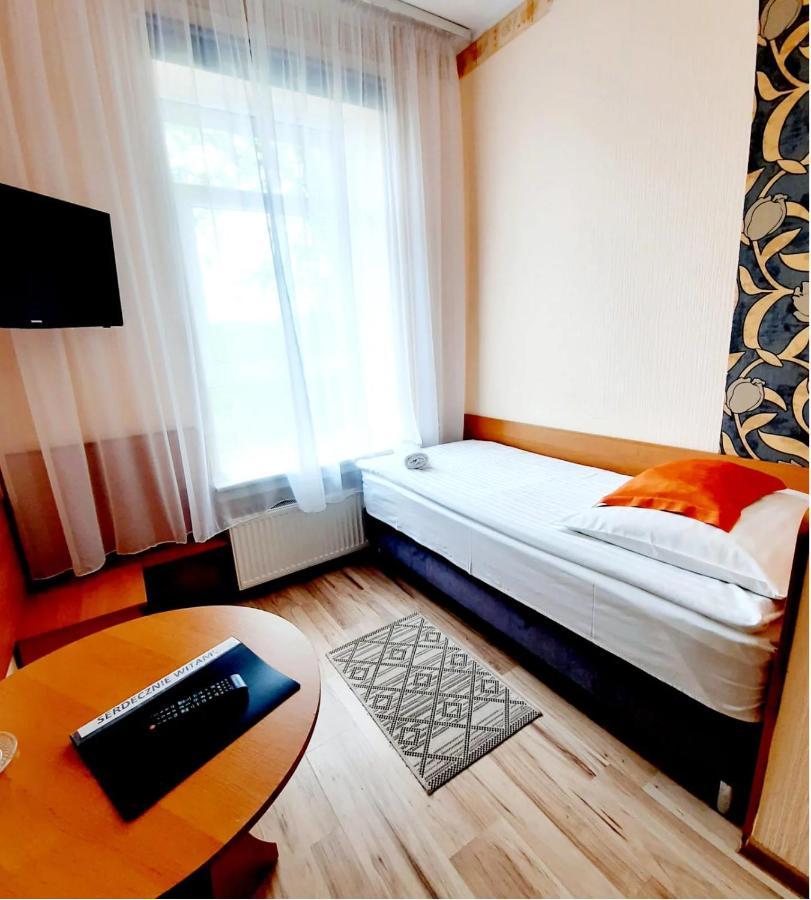 Hotel Bursztyn Kaliszki Εξωτερικό φωτογραφία
