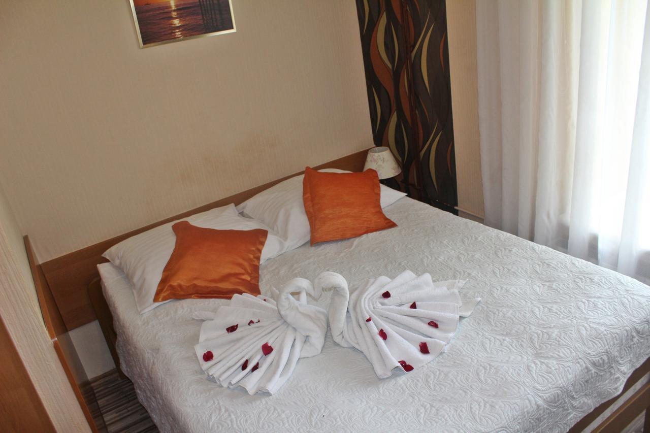 Hotel Bursztyn Kaliszki Εξωτερικό φωτογραφία