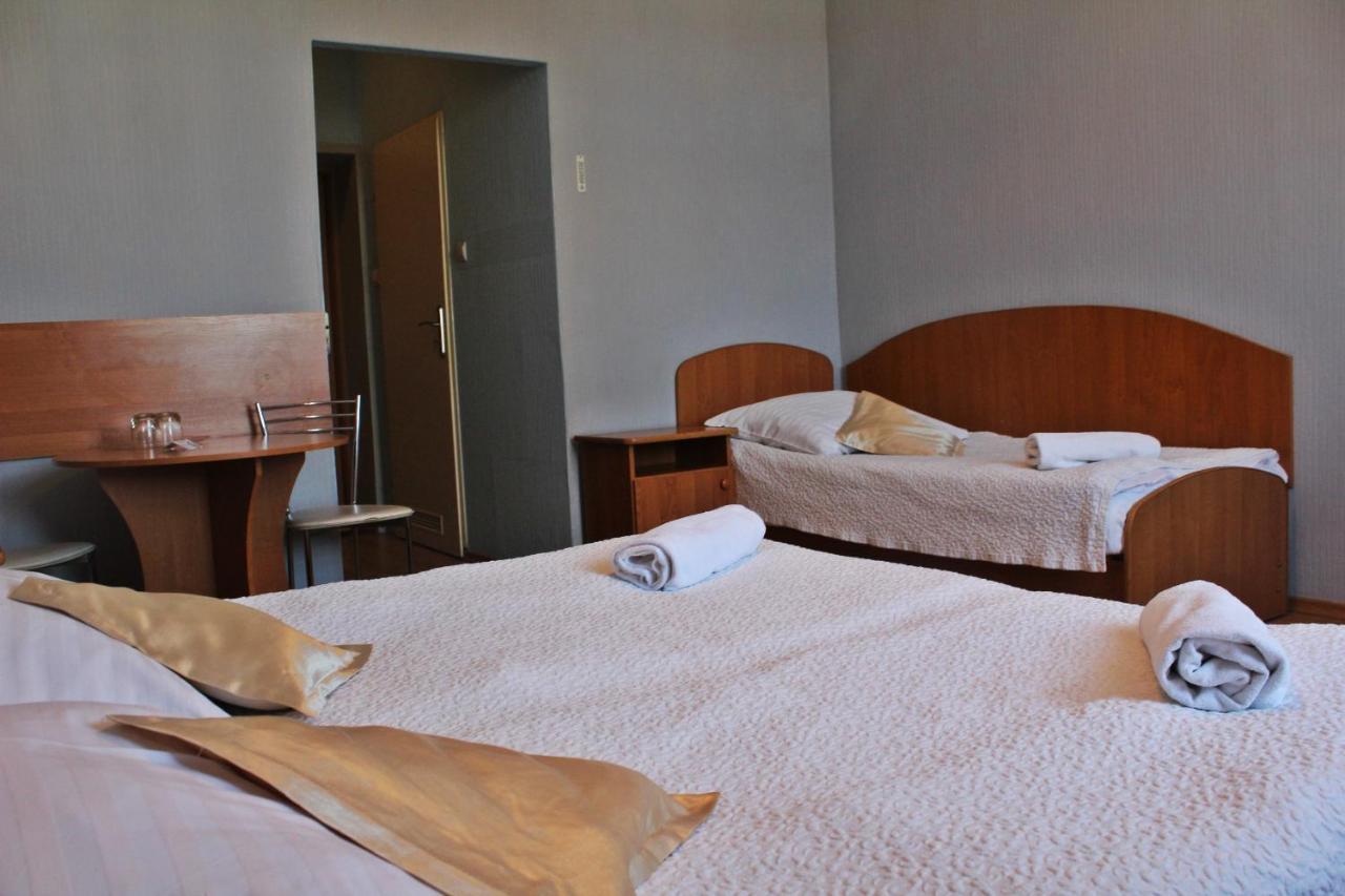 Hotel Bursztyn Kaliszki Εξωτερικό φωτογραφία