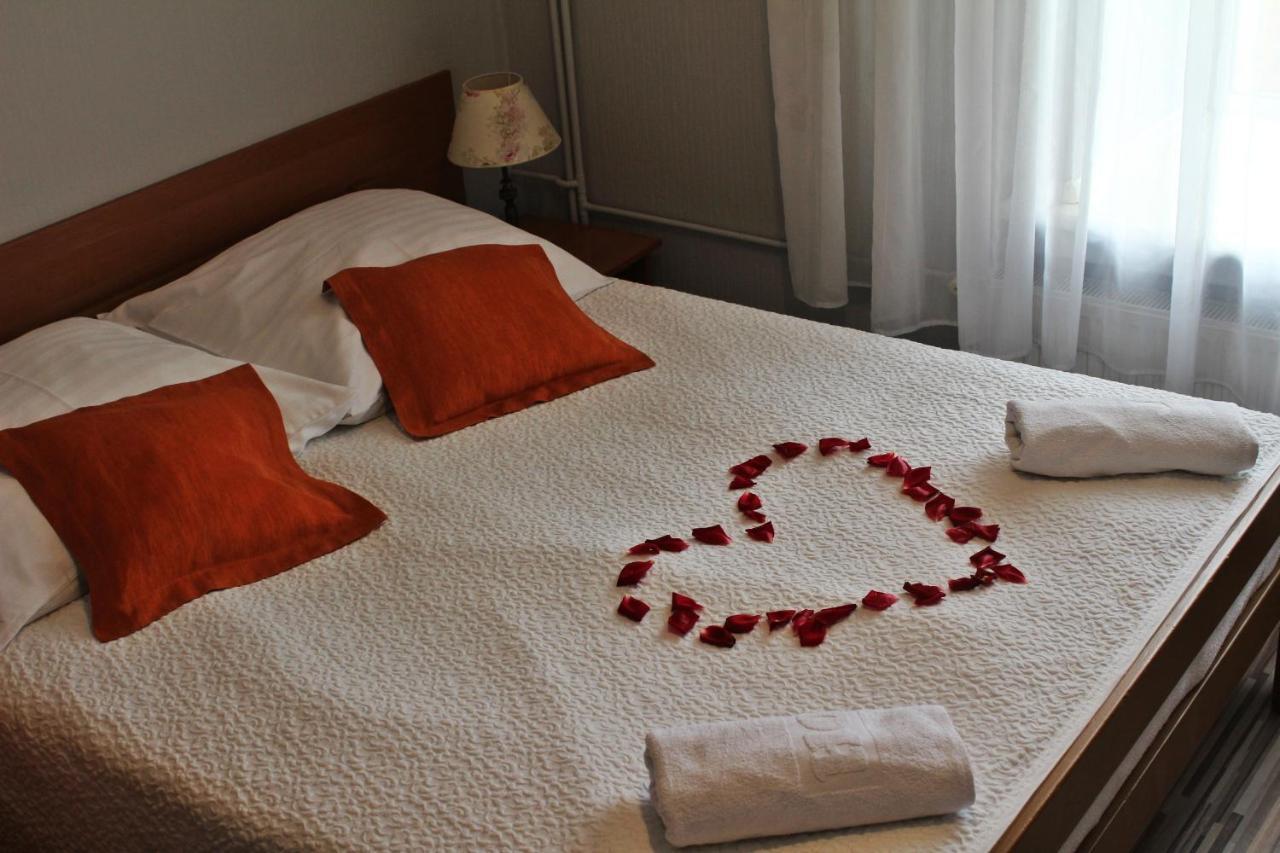 Hotel Bursztyn Kaliszki Εξωτερικό φωτογραφία