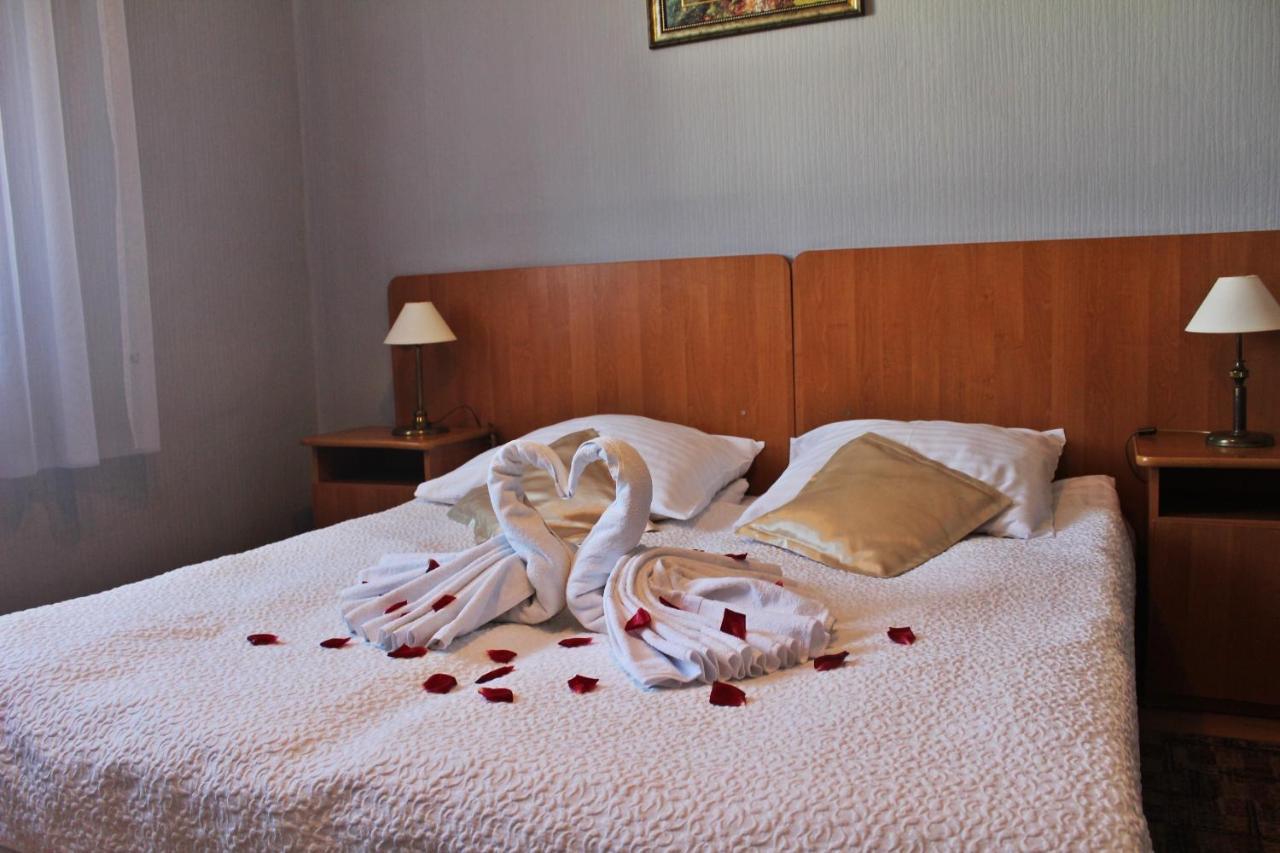 Hotel Bursztyn Kaliszki Εξωτερικό φωτογραφία
